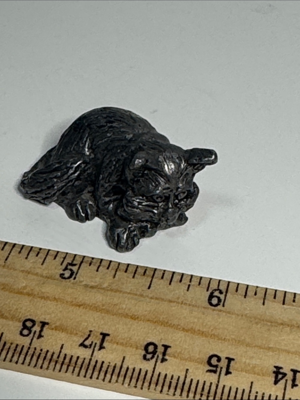 Vintage pewter Cat Figurine adorable and a little cranky